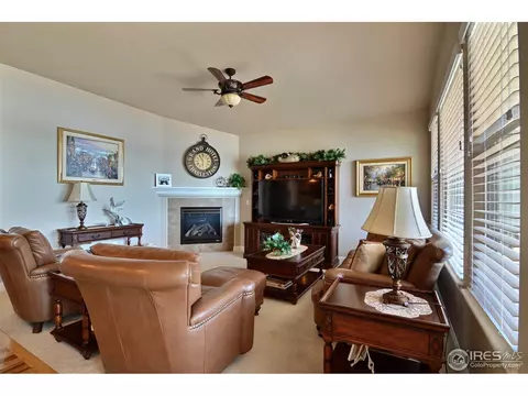 2057 Vineyard Dr, Windsor, CO 80550 photo 4