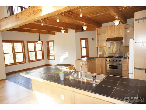 711 Mountain View Dr, Black Hawk, CO 80422 photo 4