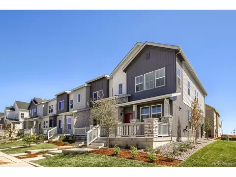 350 N Bersshine Ct, Watkins, CO 80137