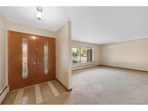 2801 E Linvale Pl, Denver, CO 80210 photo 3