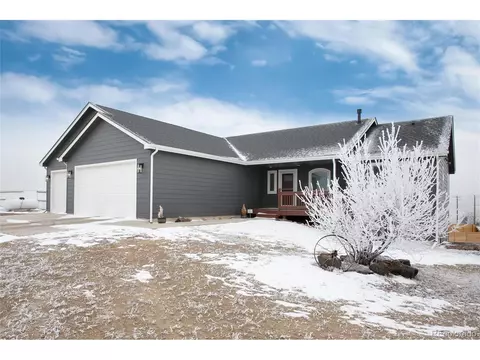 45025 Antler Cir, Elizabeth, CO 80107