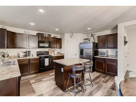 47317 Lily Ave, Bennett, CO 80102 photo 6