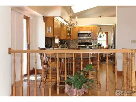 2429 Mapleton Cir, Longmont, CO 80503 photo 2