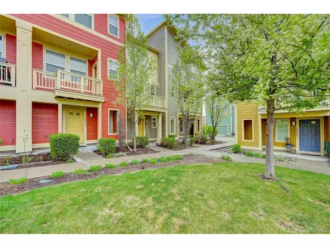 10536 E 29th Dr, Denver, CO 80238 photo 1