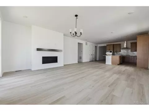 25224 E Warren Pl, Aurora, CO 80018 photo 9