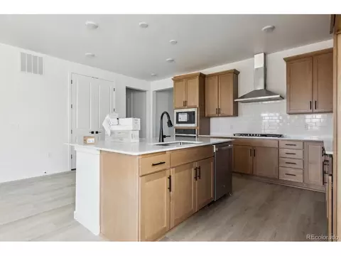 25224 E Warren Pl, Aurora, CO 80018 photo 7