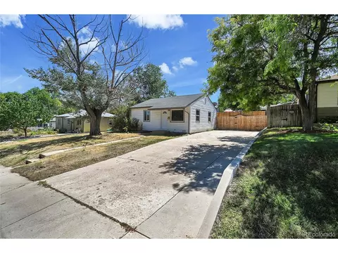 1760 Rowena St, Thornton, CO 80229