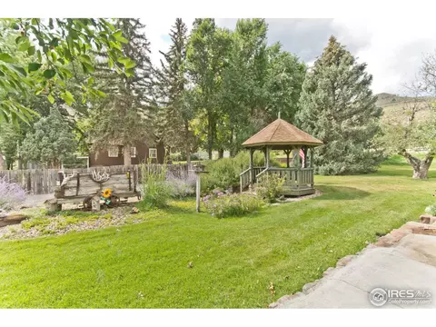 754 Apple Valley Rd, Lyons, CO 80540 photo 1