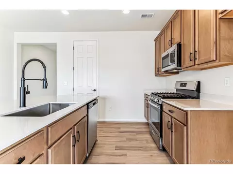 24920 E 39th Ave, Aurora, CO 80019 photo 10