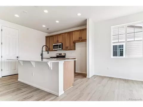 24920 E 39th Ave, Aurora, CO 80019 photo 8