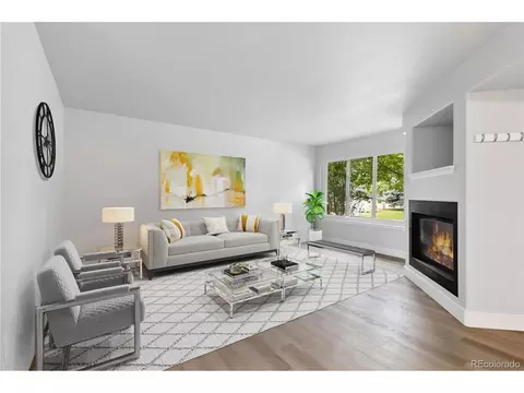 1060 Delta Dr #B, Lafayette, CO 80026