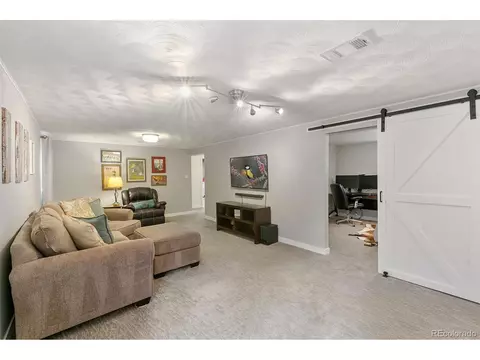2885 Euclid Pl, Centennial, CO 80121 photo 21