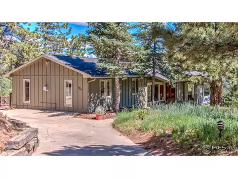 551 Pine Tree Ln, Boulder, CO 80304 photo 2