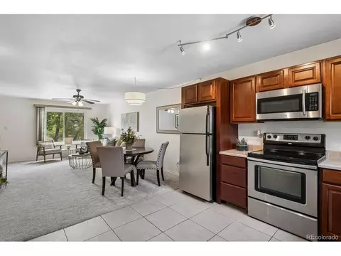 Kitchen - 490 E Highline Cir, Centennial, CO 80122 photo 1 of 2