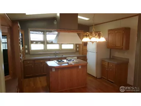 910 Hamilton St, Sterling, CO 80751 photo 8