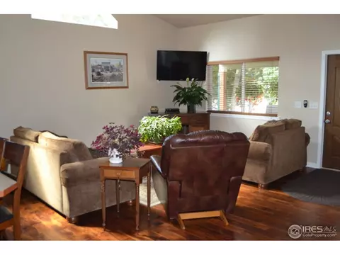 123 Park St, Lyons, CO 80540 photo 2