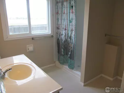 8419 Never Summer Cir, Fort Collins, CO 80528 photo 11
