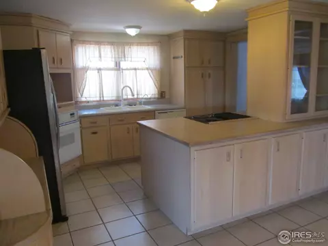 8419 Never Summer Cir, Fort Collins, CO 80528 photo 4