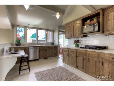 8444 Pinion Dr, Boulder, CO 80302 photo 6