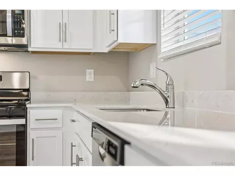 Kitchen - 202 Equine Rd, Berthoud, CO 80513 photo 3 of 4
