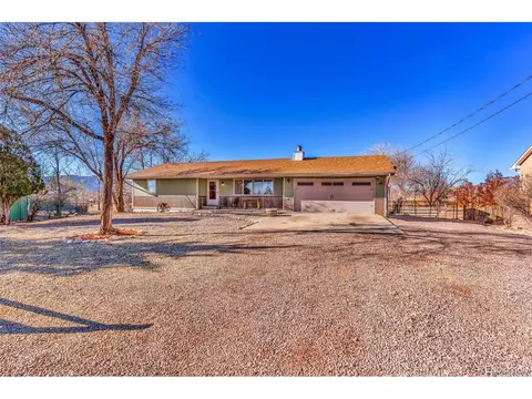 1255 Raynolds Ave, Canon City, CO 81212