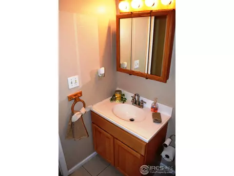 7001 Beech St, Arvada, CO 80004 photo 9