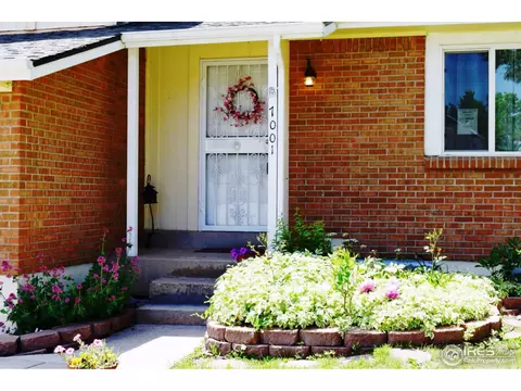 7001 Beech St, Arvada, CO 80004 photo 2