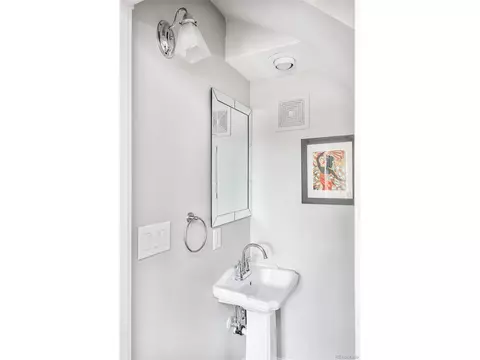 2227 N Hooker St, Denver, CO 80211 photo 12