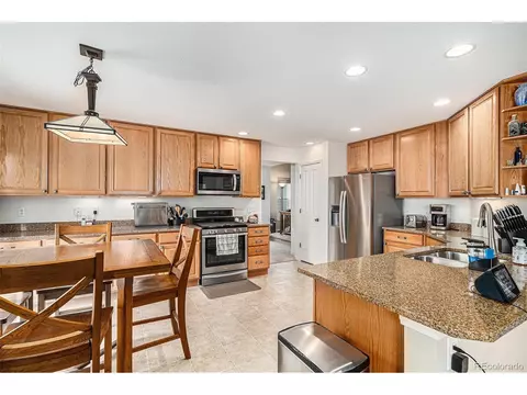 25242 E Indore Dr, Aurora, CO 80016 photo 12