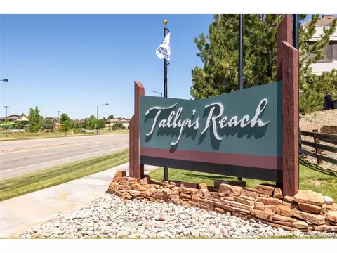 25242 E Indore Dr, Aurora, CO 80016 photo 4