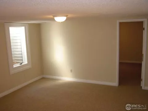 587 S Grape St, Denver, CO 80246 photo 4
