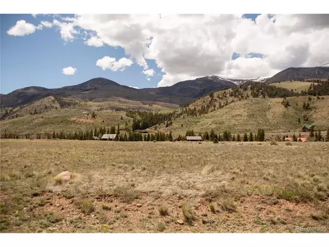 135 La Font Dr, Creede, CO 81130