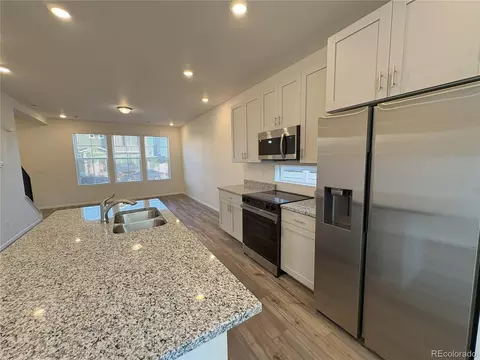 22023 E 38th Pl, Aurora, CO 80019 photo 3