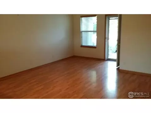 2257 E 111th Dr, Northglenn, CO 80233 photo 3