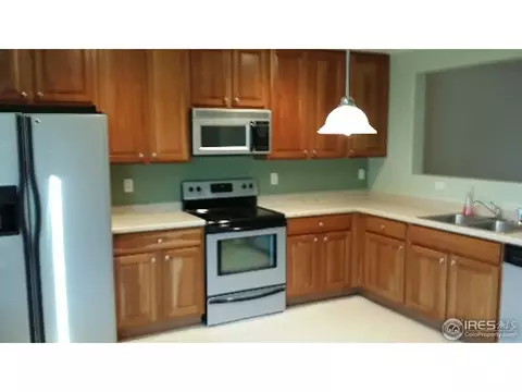 2257 E 111th Dr, Northglenn, CO 80233 photo 5