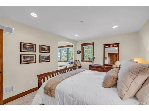 Bedroom - 255 Peakview Rd, Boulder, CO 80302 photo 1 of 6