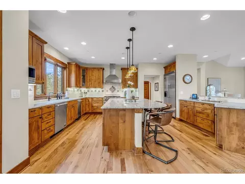 Kitchen - 255 Peakview Rd, Boulder, CO 80302 photo 1 of 5