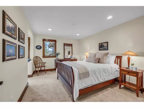 Bedroom - 255 Peakview Rd, Boulder, CO 80302 photo 6 of 6