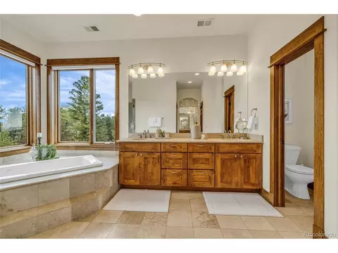 Bath - 255 Peakview Rd, Boulder, CO 80302 photo 5 of 6