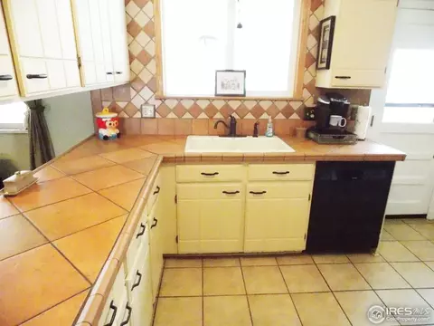 7983 Field Ct, Arvada, CO 80005 photo 4
