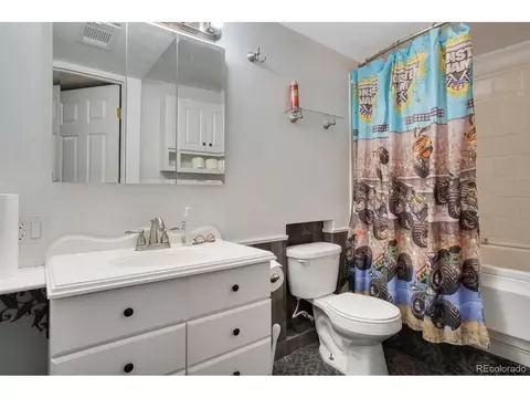 16809 E Mansfield Cir, Aurora, CO 80013 photo 24