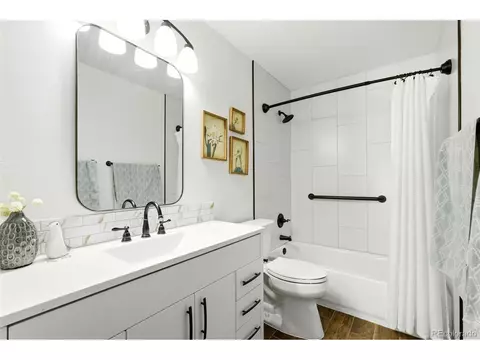 Bath - 16446 E Prentice Pl, Centennial, CO 80015 photo 6 of 6