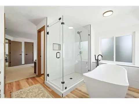 Bath - 16446 E Prentice Pl, Centennial, CO 80015 photo 3 of 6