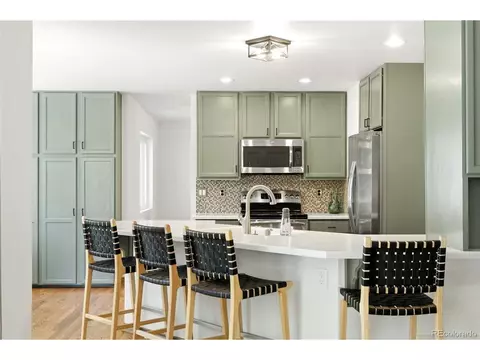 Kitchen - 16446 E Prentice Pl, Centennial, CO 80015 photo 1 of 4
