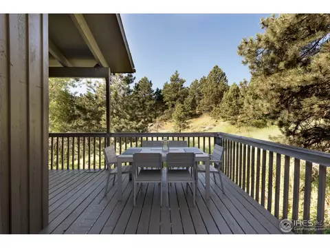 2039 Linden Dr, Boulder, CO 80304 photo 2