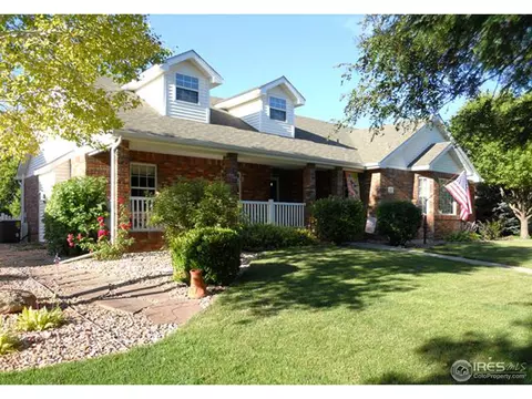 105 E Indiana Ave, Berthoud, CO 80513 photo 2