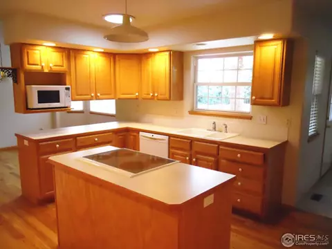 105 E Indiana Ave, Berthoud, CO 80513 photo 3
