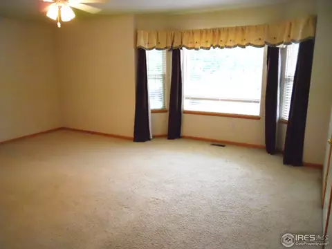 105 E Indiana Ave, Berthoud, CO 80513 photo 7