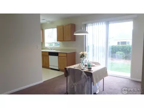 4863 Jasper Ct, Denver, CO 80239 photo 8