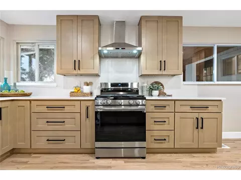 6567 Teller St, Arvada, CO 80003 photo 4